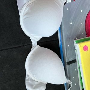 Victoria Secret& Calvin Klein bra